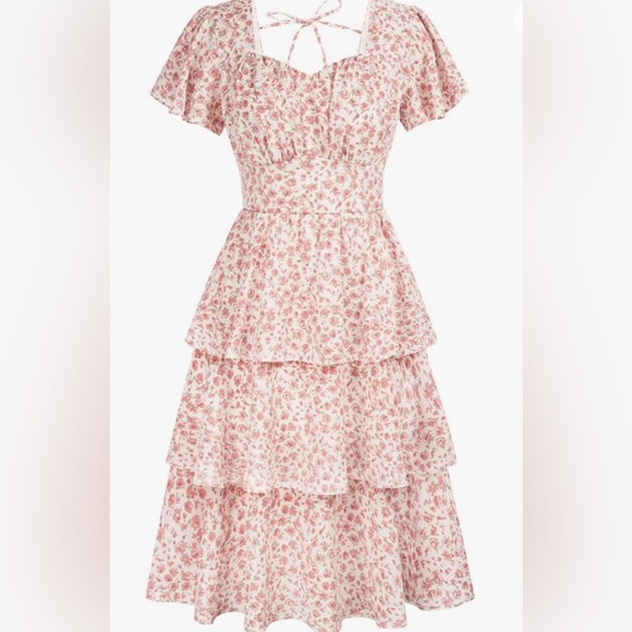 Belle Pogue Dresses & Skirts - Belle Pogue Floral Dress